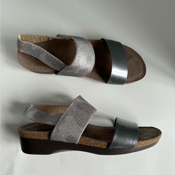 Munroe Pisces Women’s Sandals. Size 8.5 - Picture 10 of 12